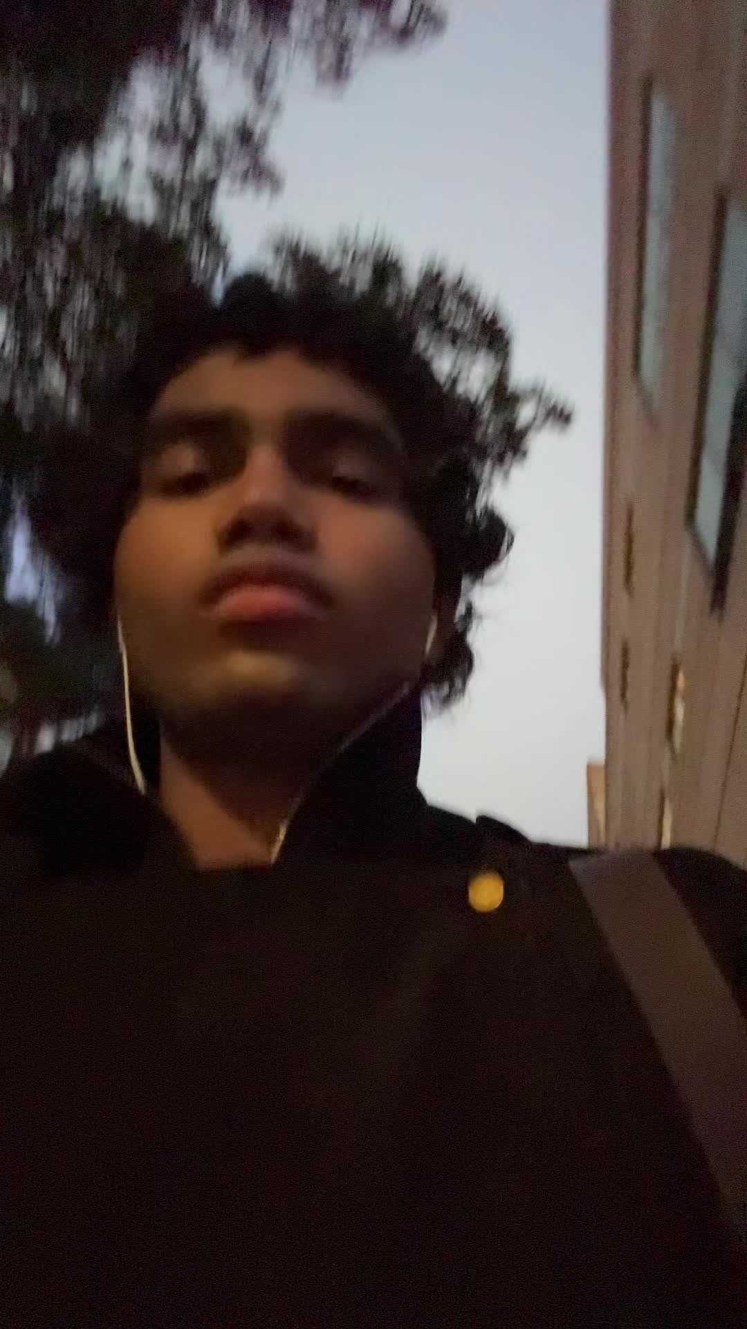 @nundhaa