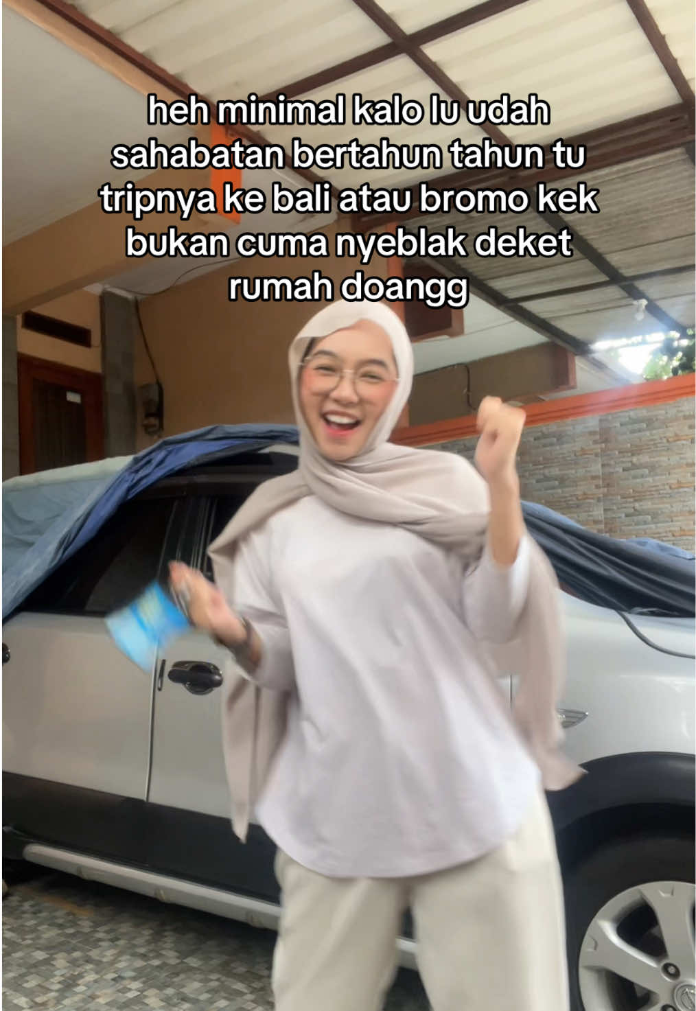 @yaeee