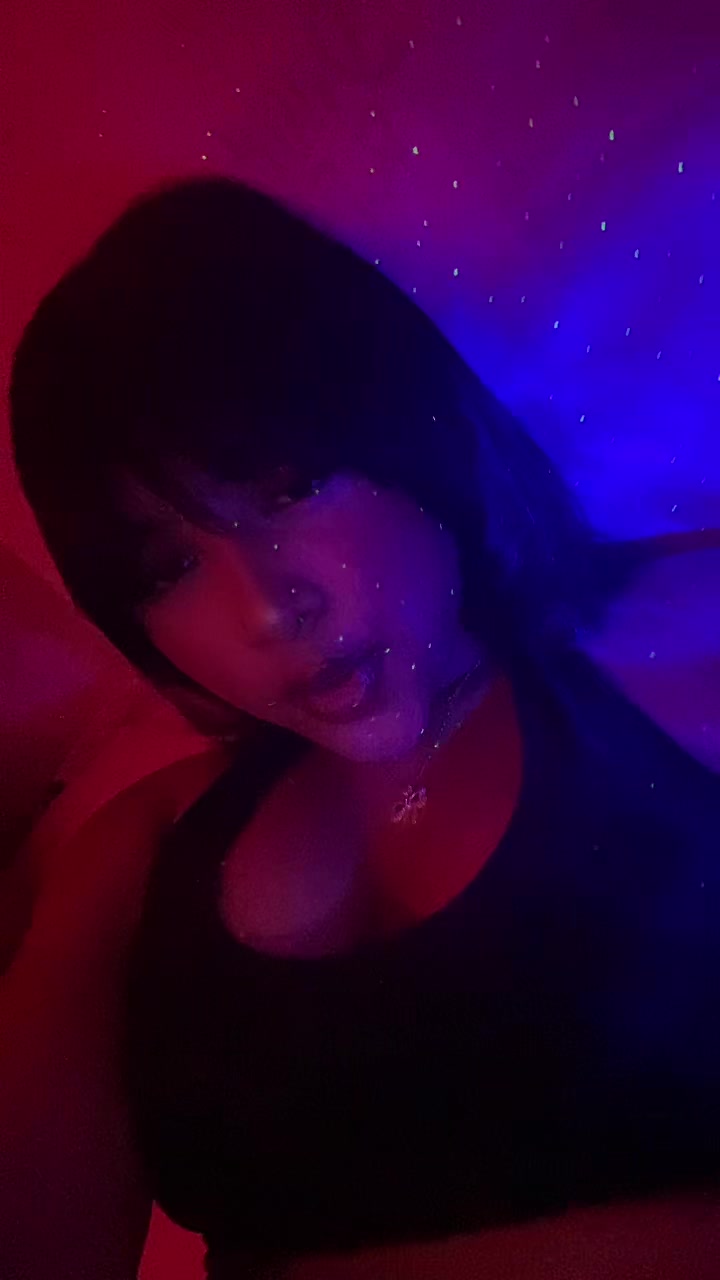 @la nay 🧛&zwj;♀️