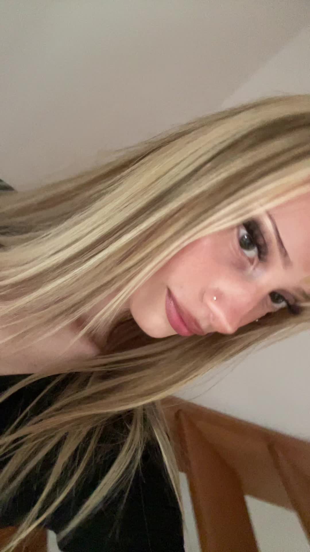 @👸🏼
