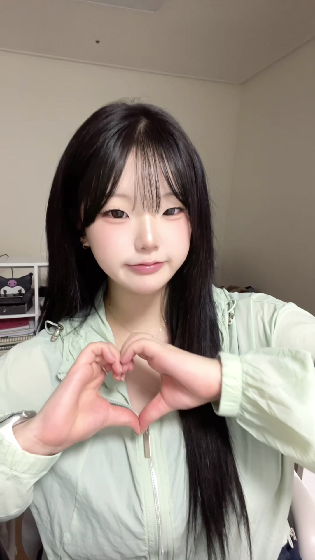 @이고은