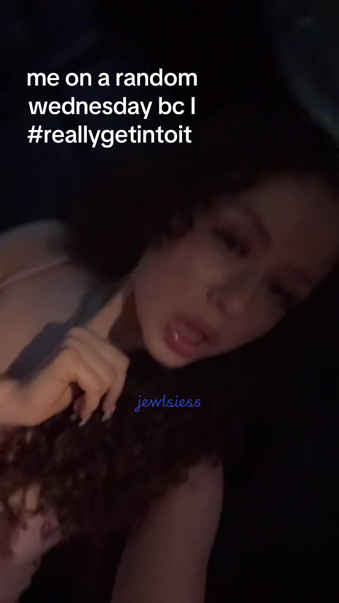 @juliaminaj