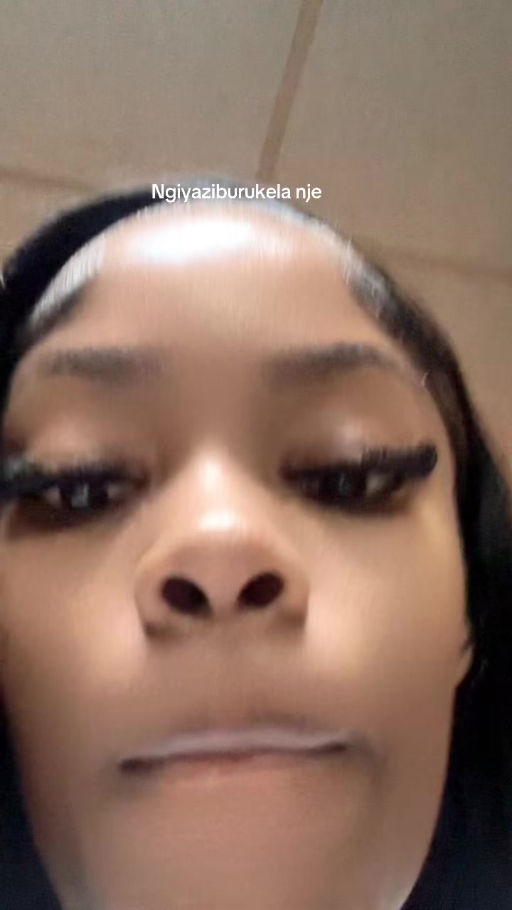 @UuhNiicole