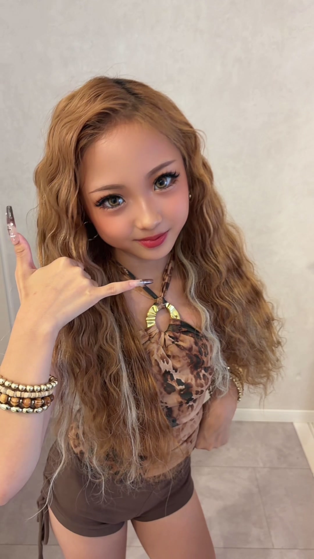 @みぃ🧡🤙KOGYARU専属モデル🧡