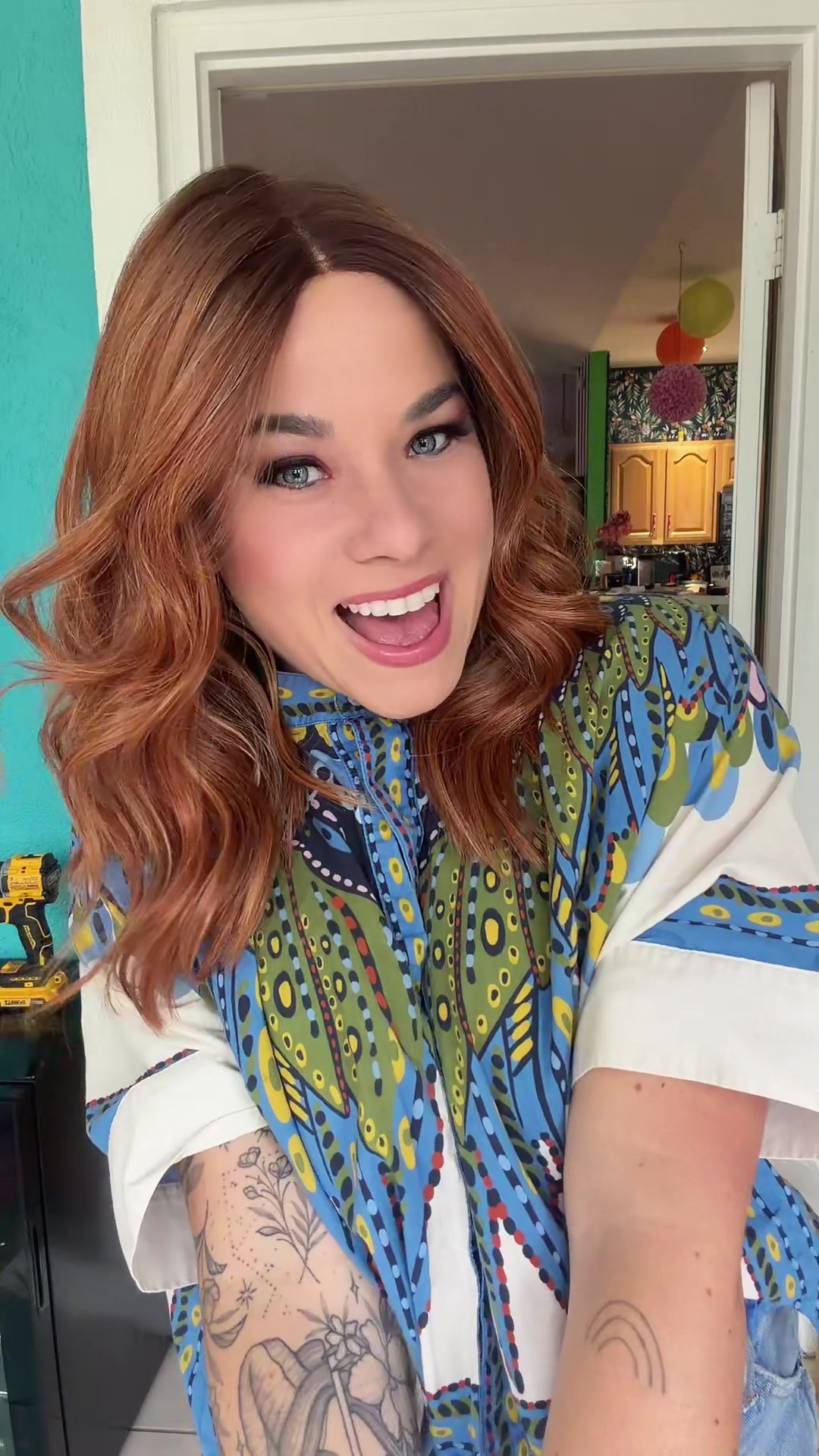 @Elizabeth Wears Wigs 🏳️🌈