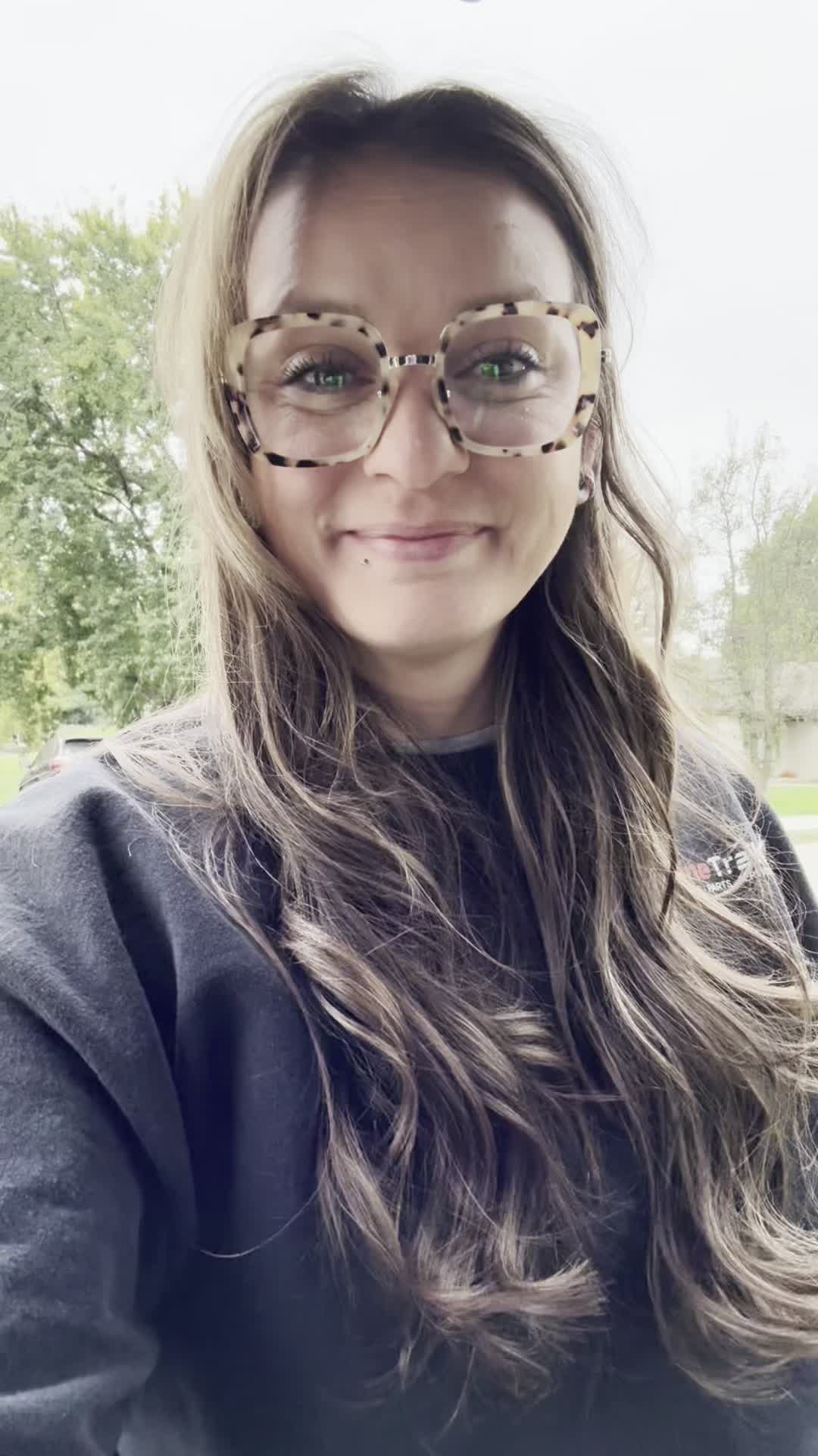 @YourTrailerGal