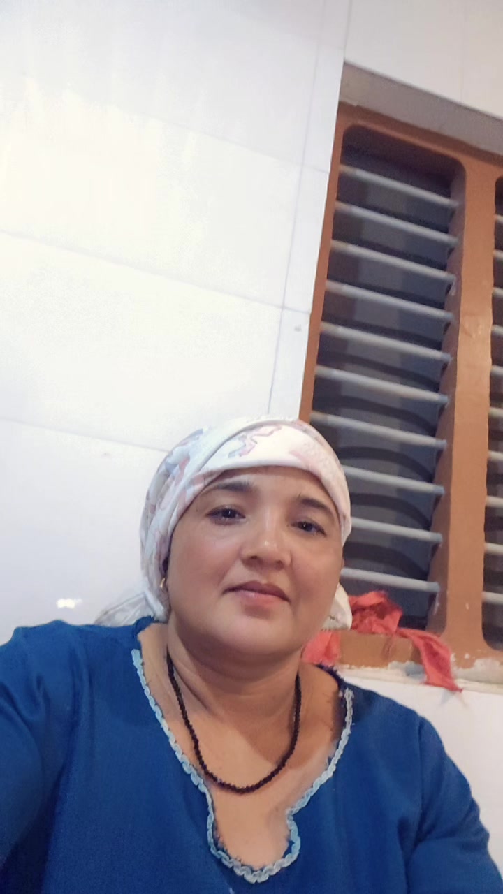 @S..👩&zwj;❤️&zwj;💋&zwj;👨..H