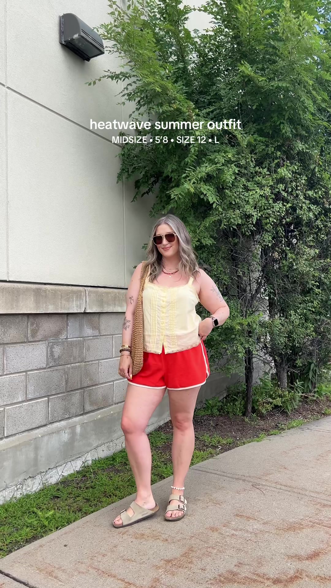 @Nayla | Everyday Midsize Style