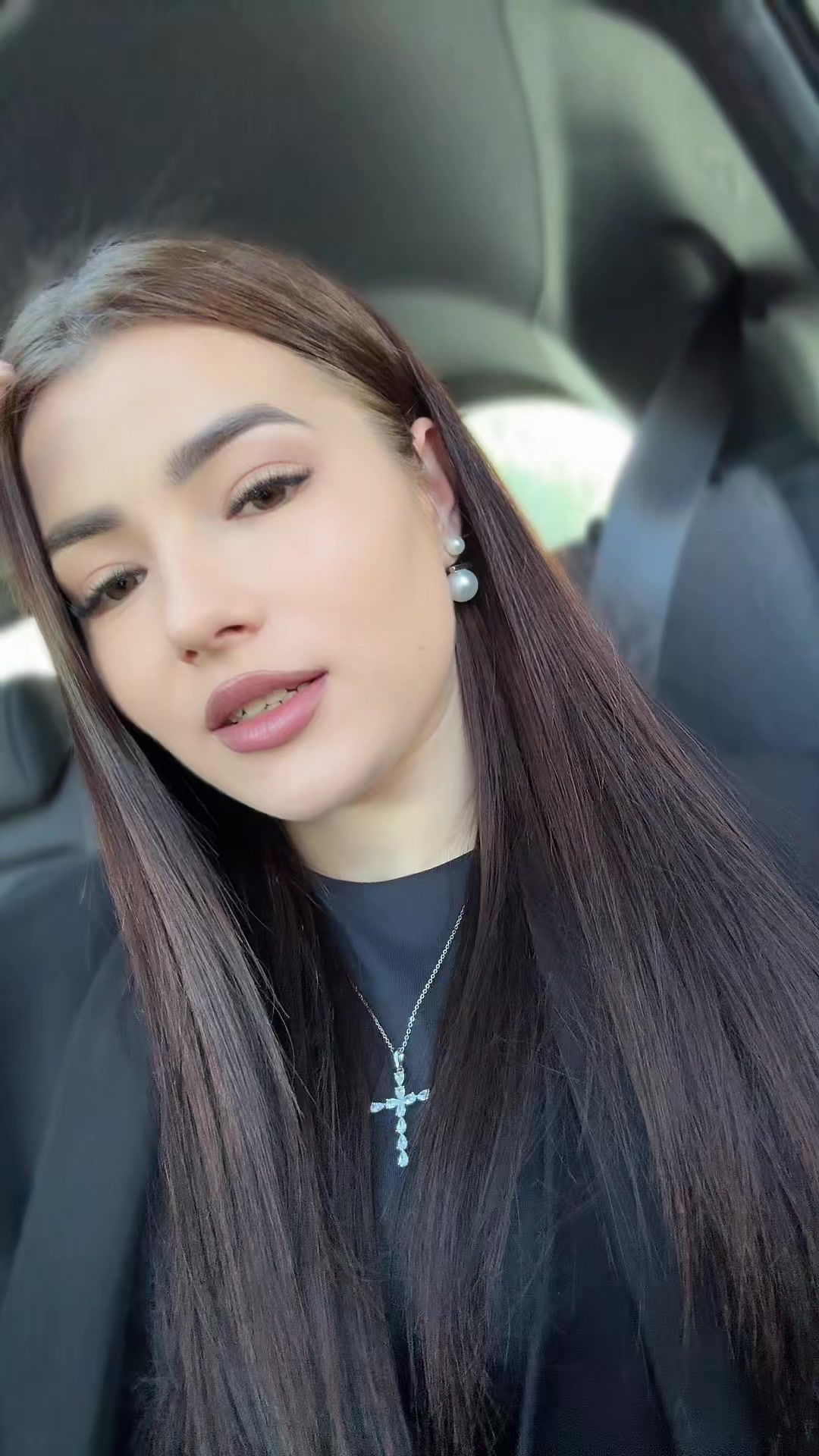 @Daniela🖤🤍
