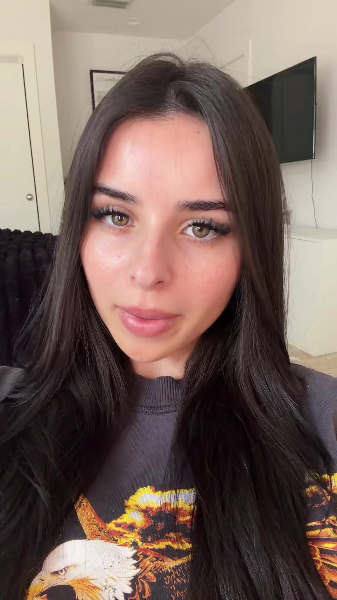 @vickyguez