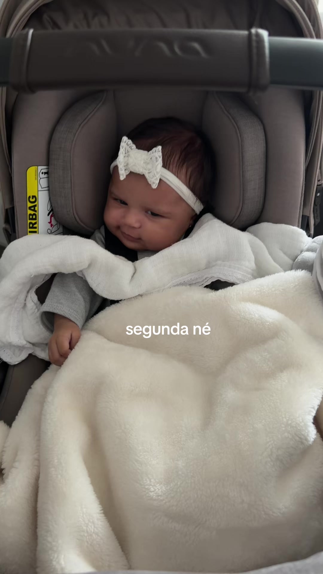 @bella