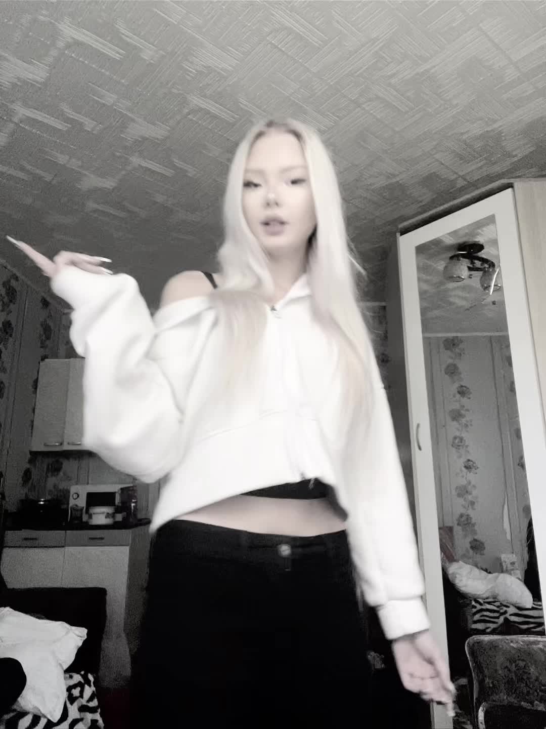 @weokiss