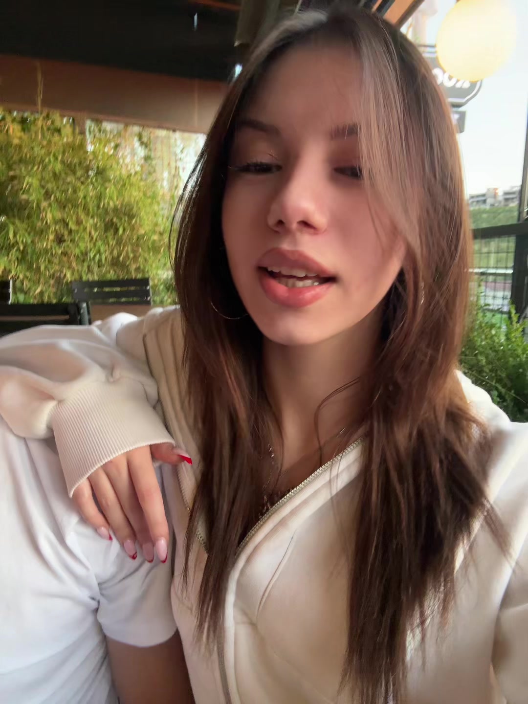 @ela