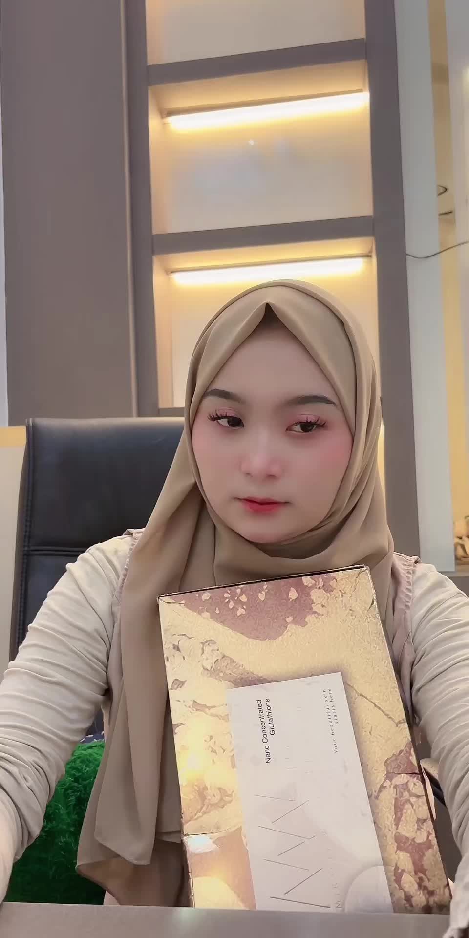 @Rkwhiteningg