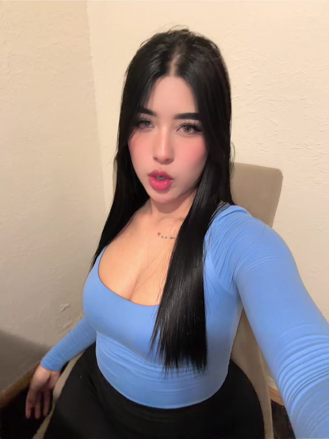 @Skarlet🩷🩷