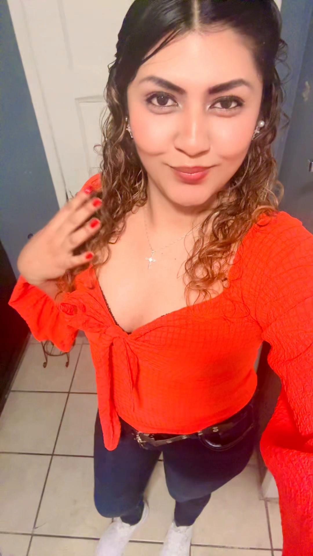 @Valentina morenita