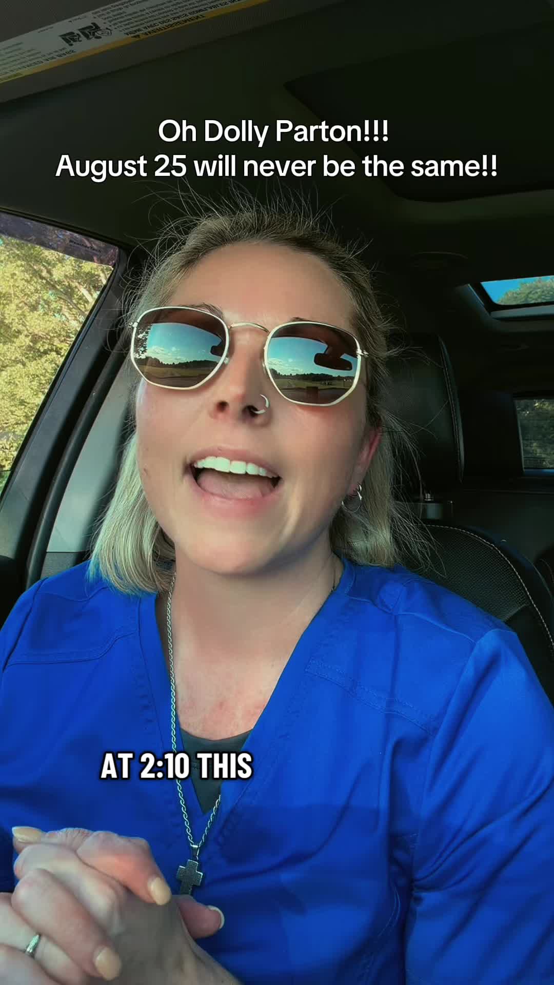 @momica_mama