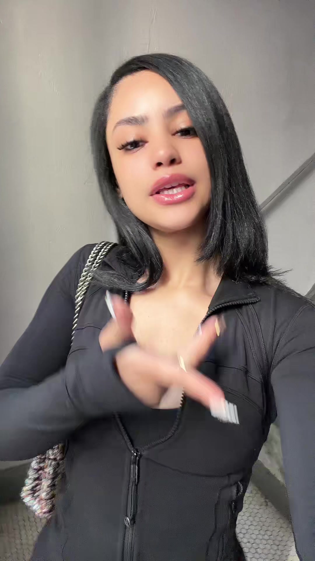@xo.la.la