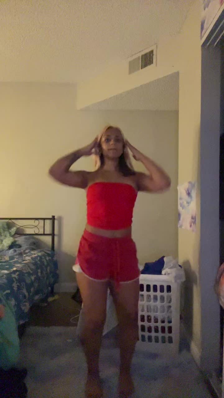 @Lenae💕.