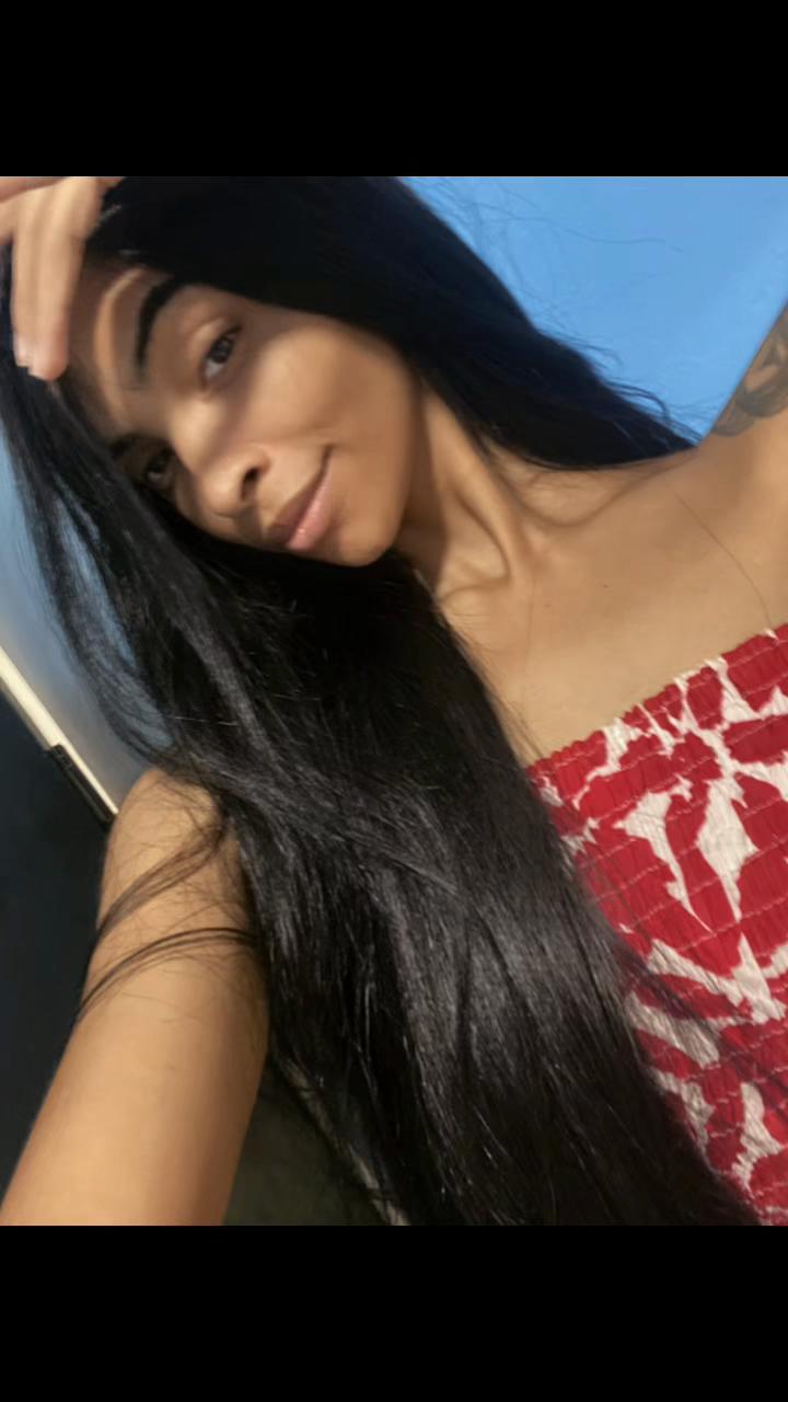 @Vit&oacute;ria 🖤