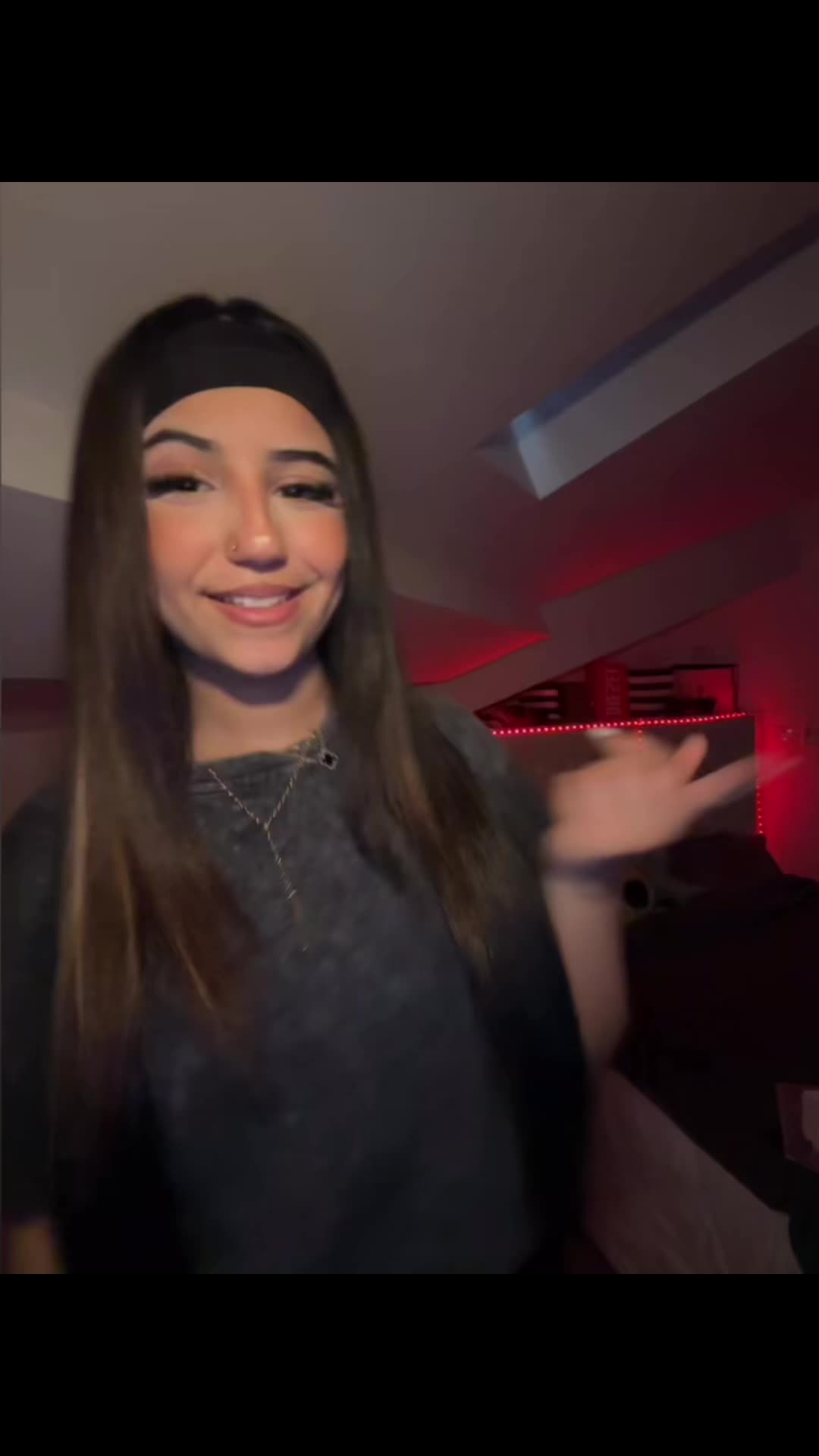 @𝓱🉐