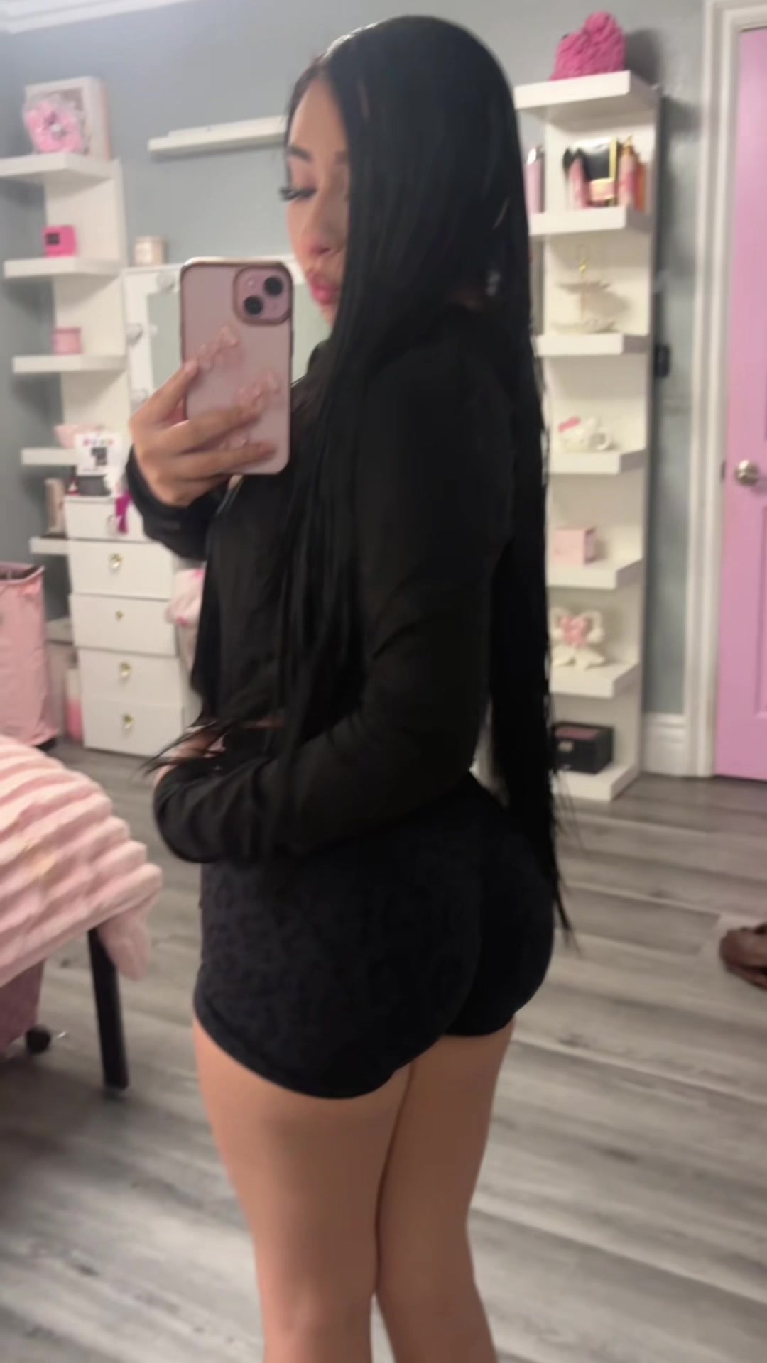 @ꨄ︎