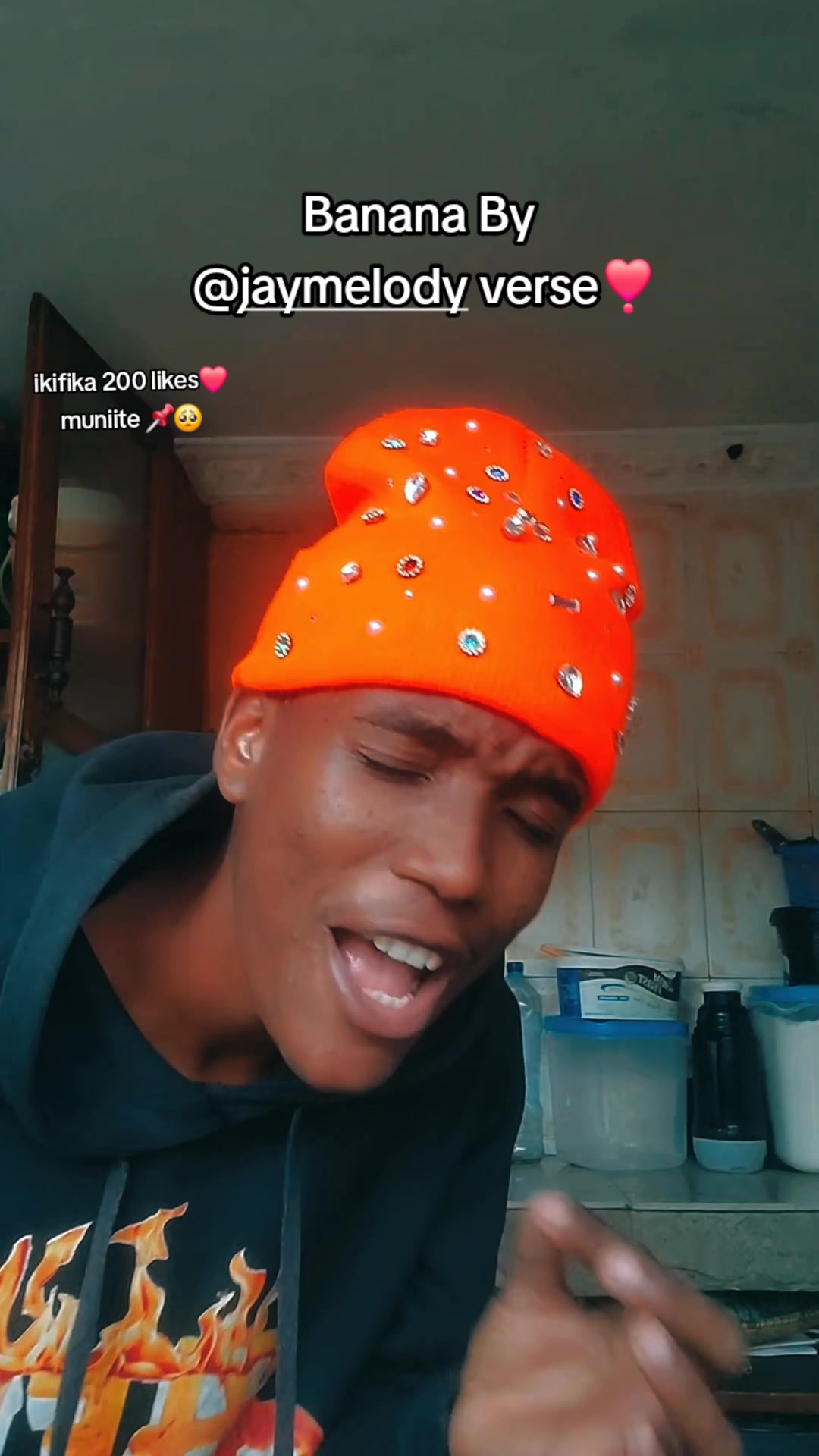 @𝗩_𝓫𝓵𝓪𝓬𝓴💫✨🖤