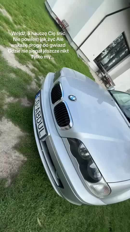 @⃟