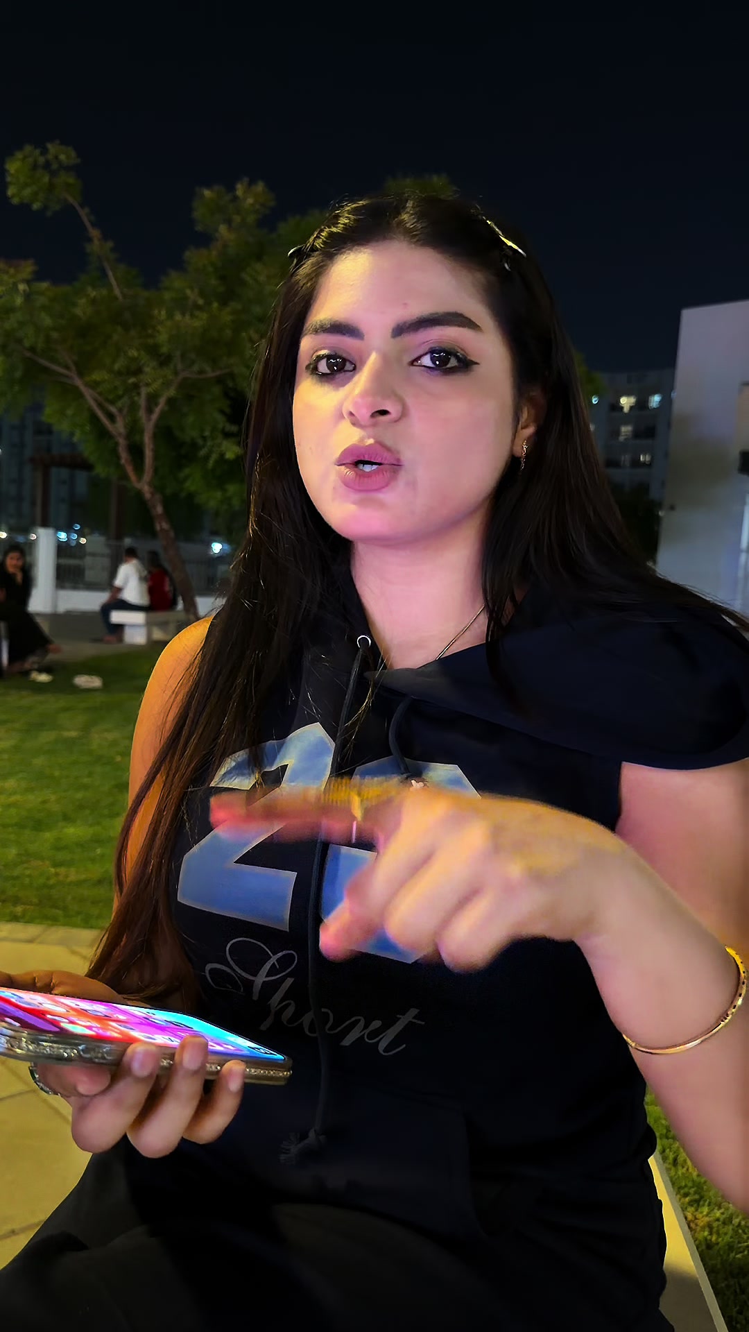 @chayaschu