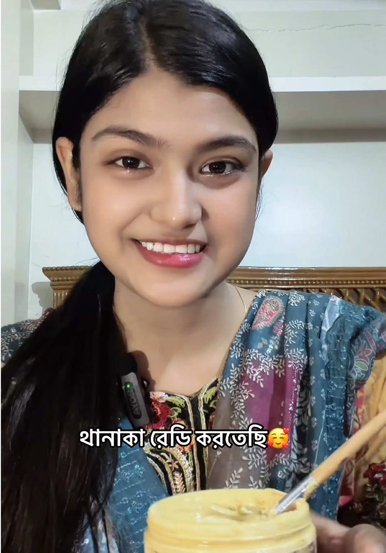 @Akhi Pakhi