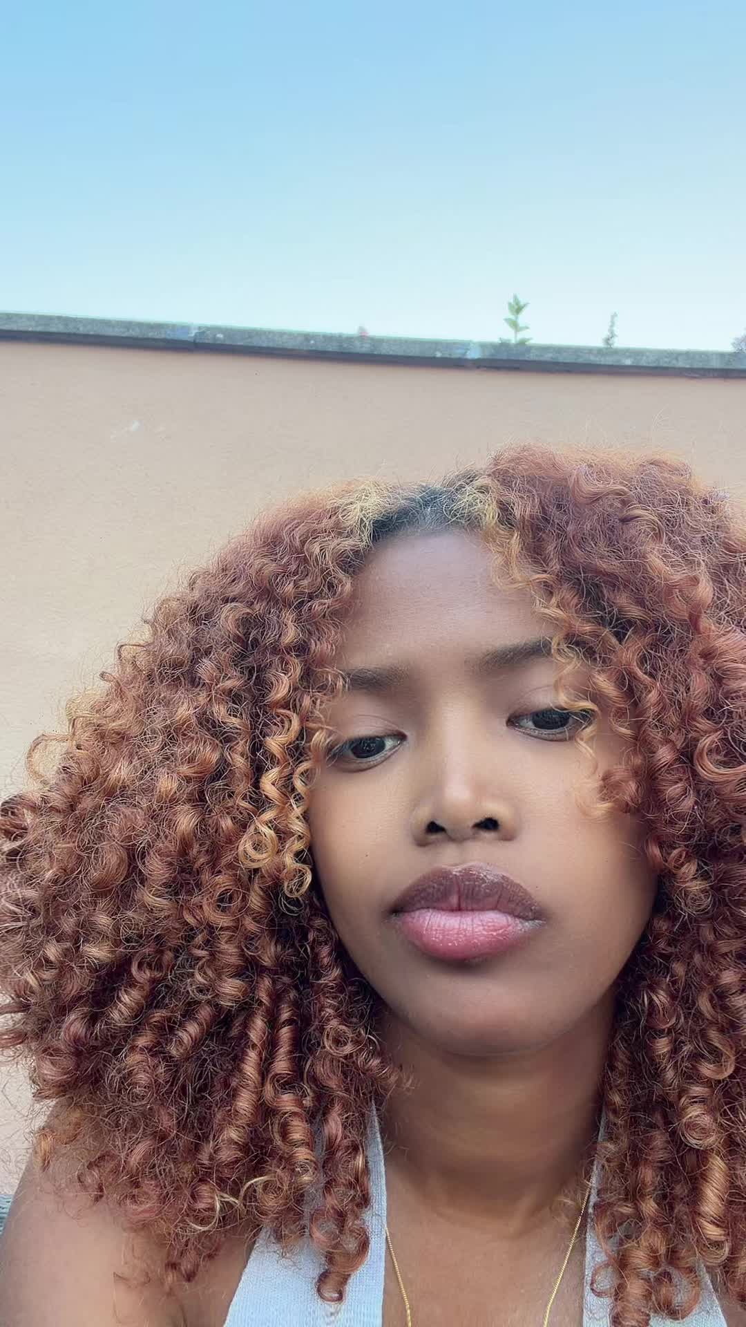@MISS CURLY♌️