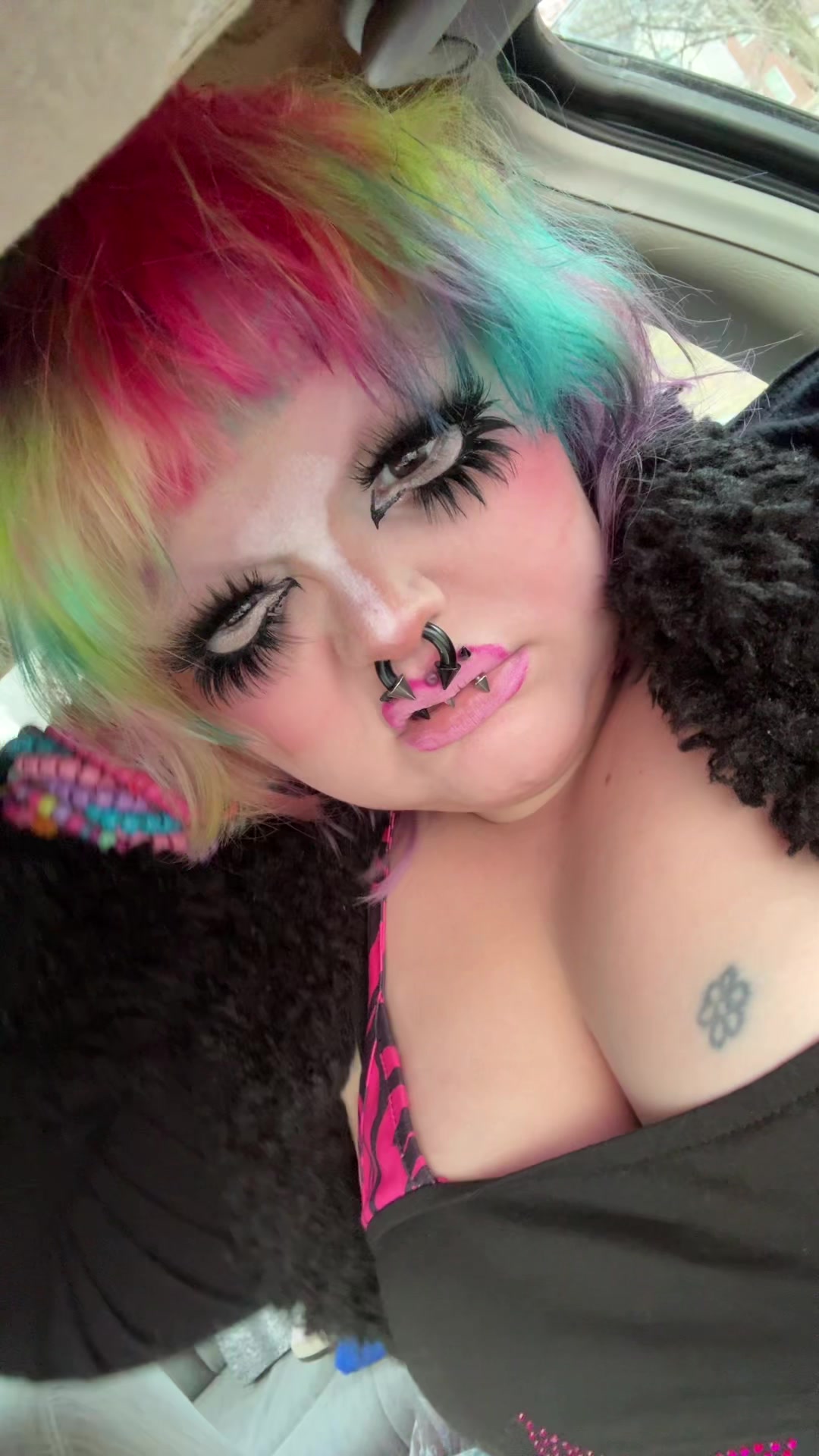 @sexy._.pastel._.gremlin