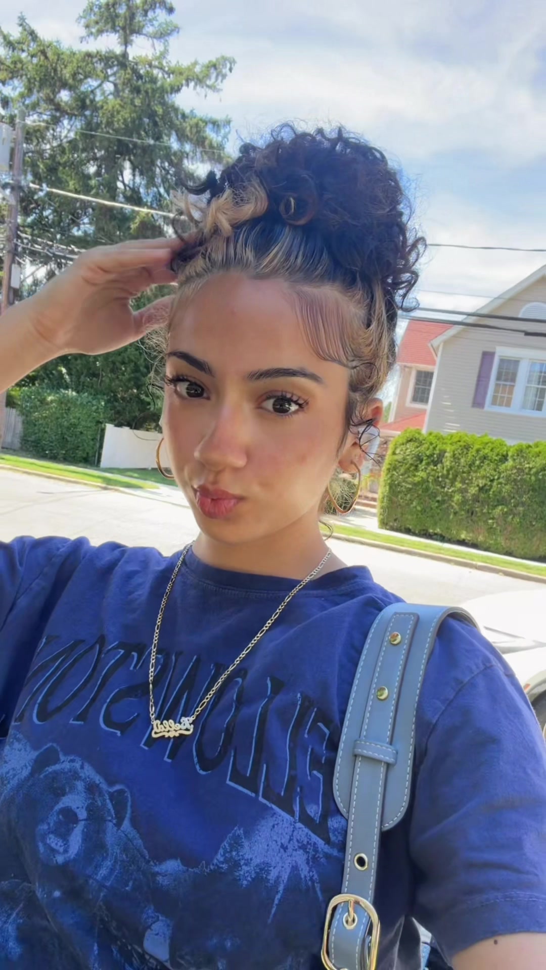 @bellabae