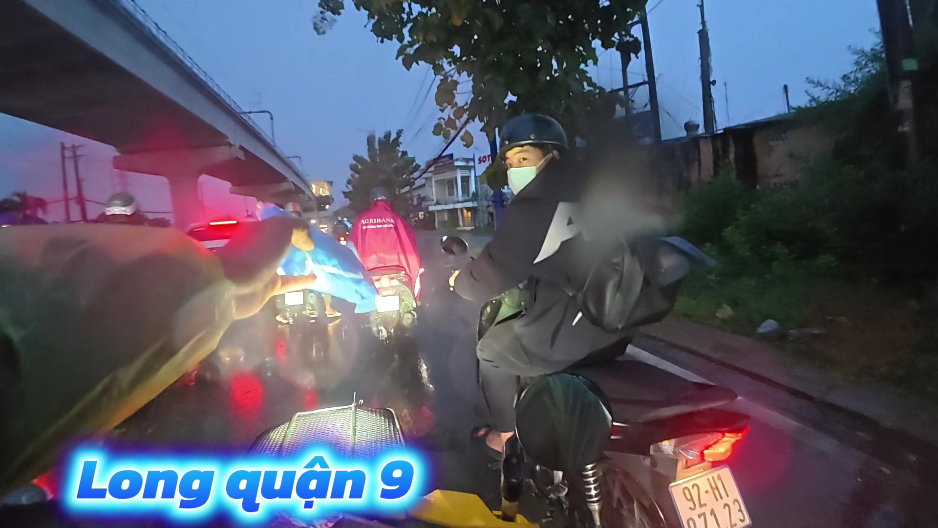 @Long Quận 9