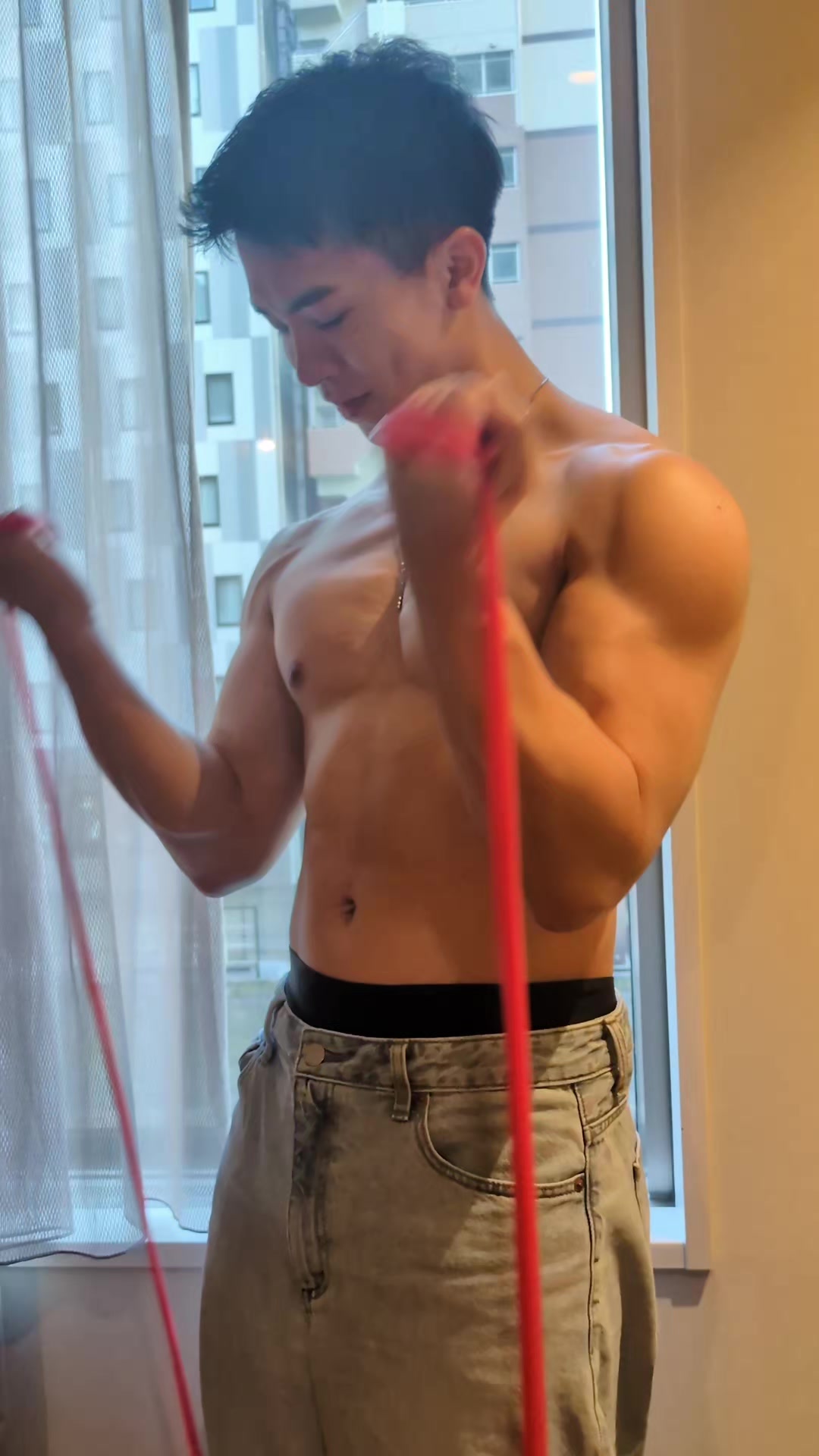@マッチョ揉み