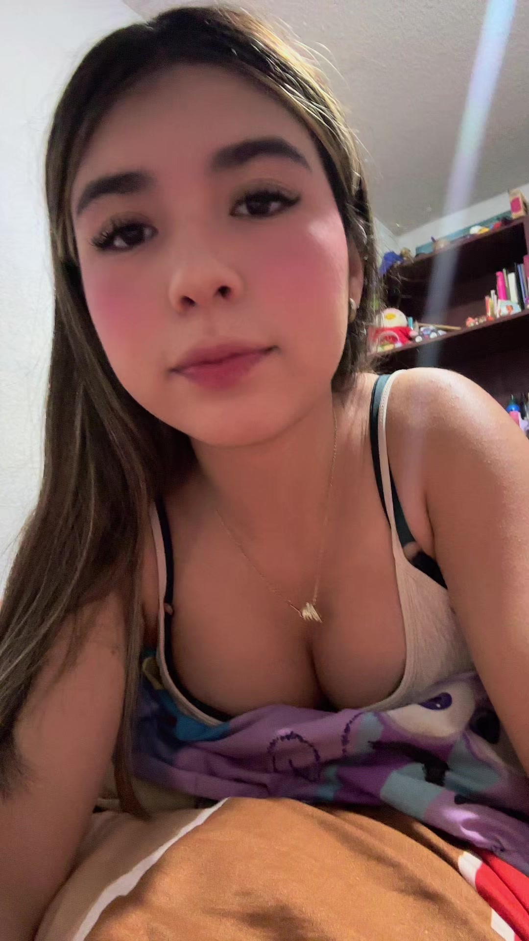 @🧟&zwj;♀️