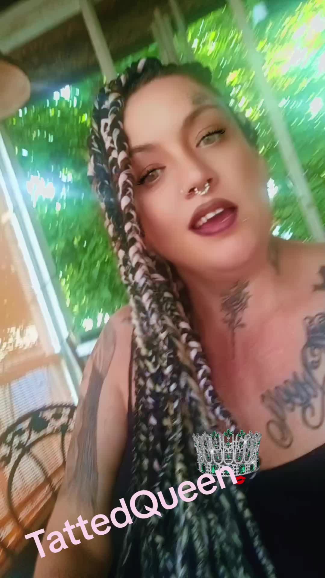 @tattedqueen5. lou ky