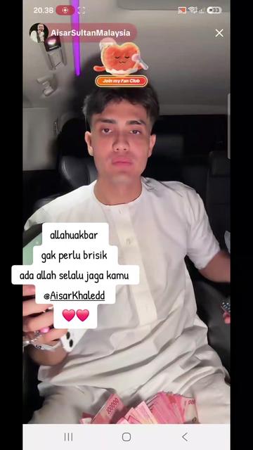 @ÇuT AdAaJa😋