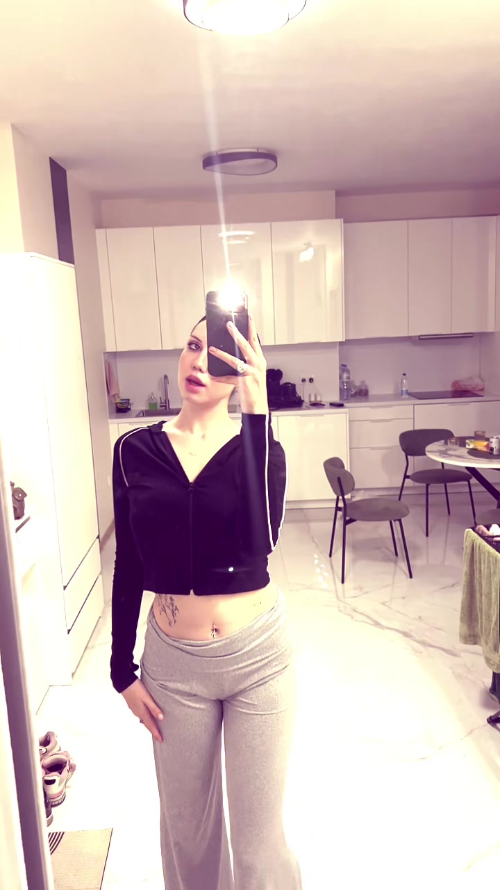 @lilihunt