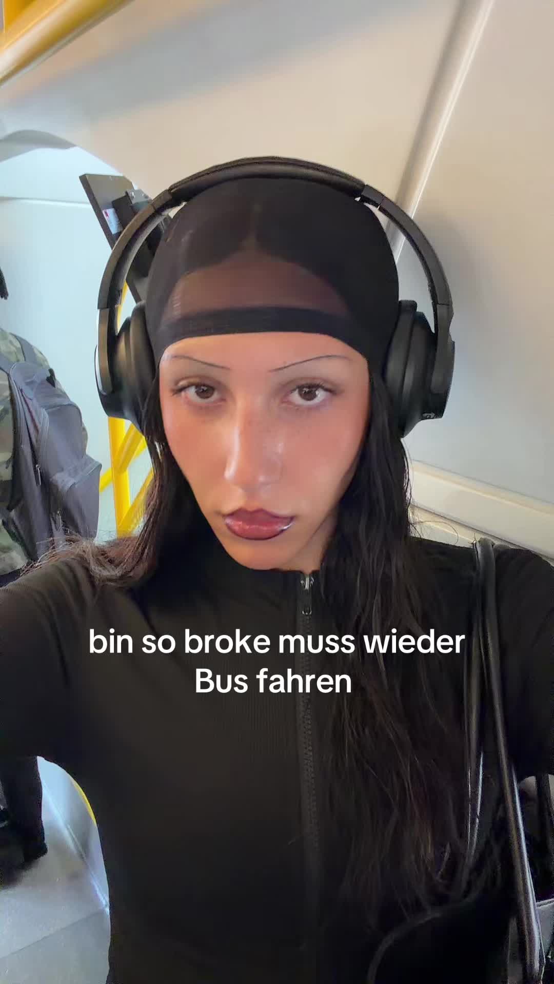 @luandaschuster