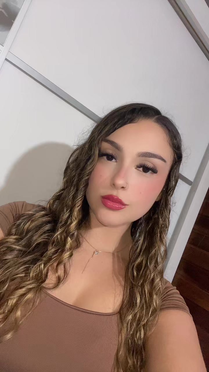@laura_zimpek