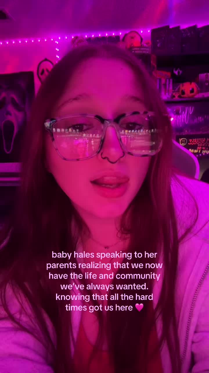 @halesbalesgames | Twitch 𐙚 ̊