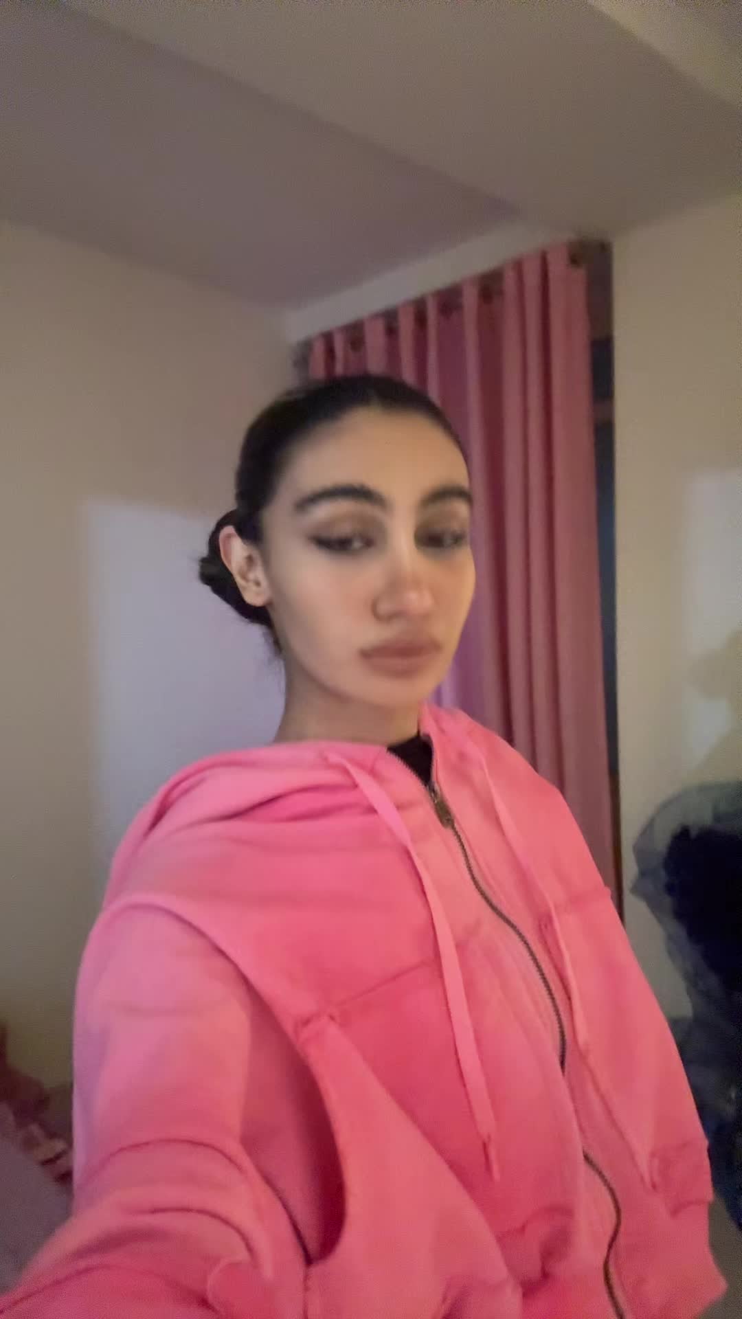 @elena.saadati