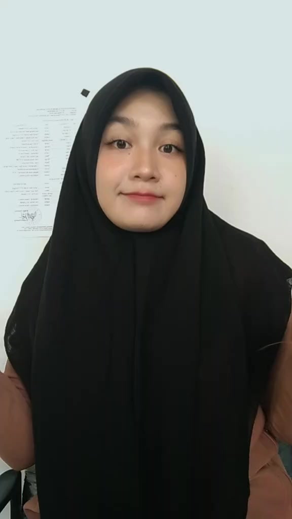 @lhyna
