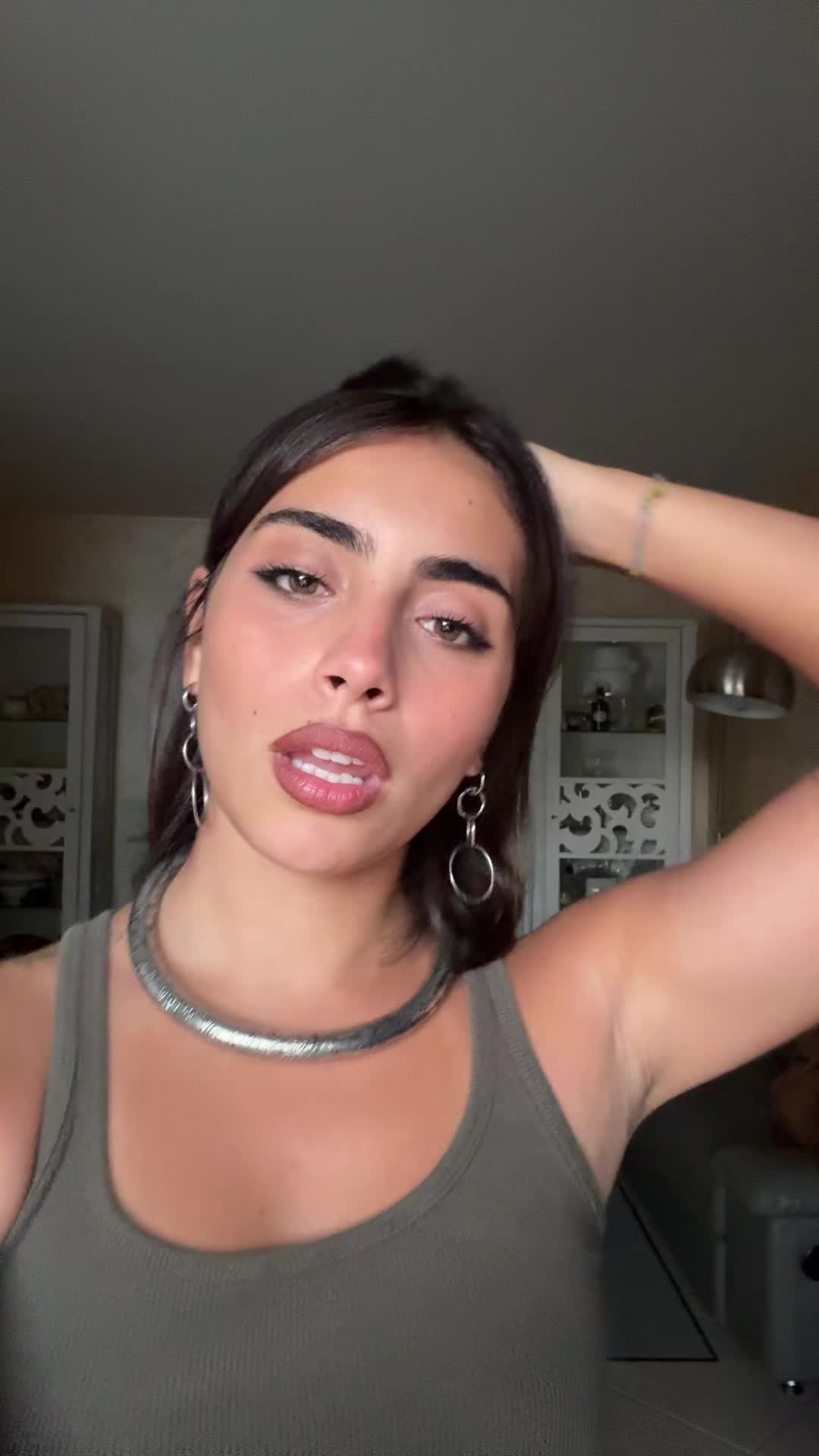 @apollineo