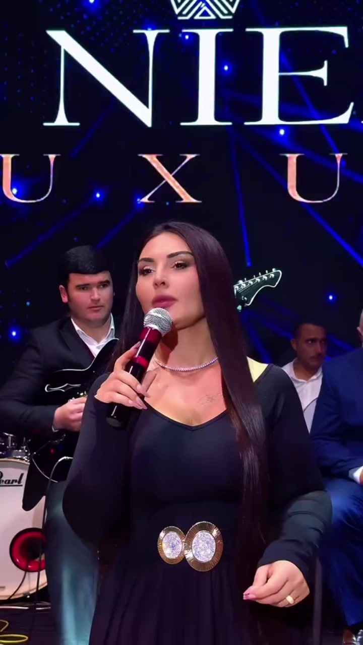 @ᐯᑌՏᗩᒪ🇦🇿ᕼᑌՏᗴYIᑎOᐯ