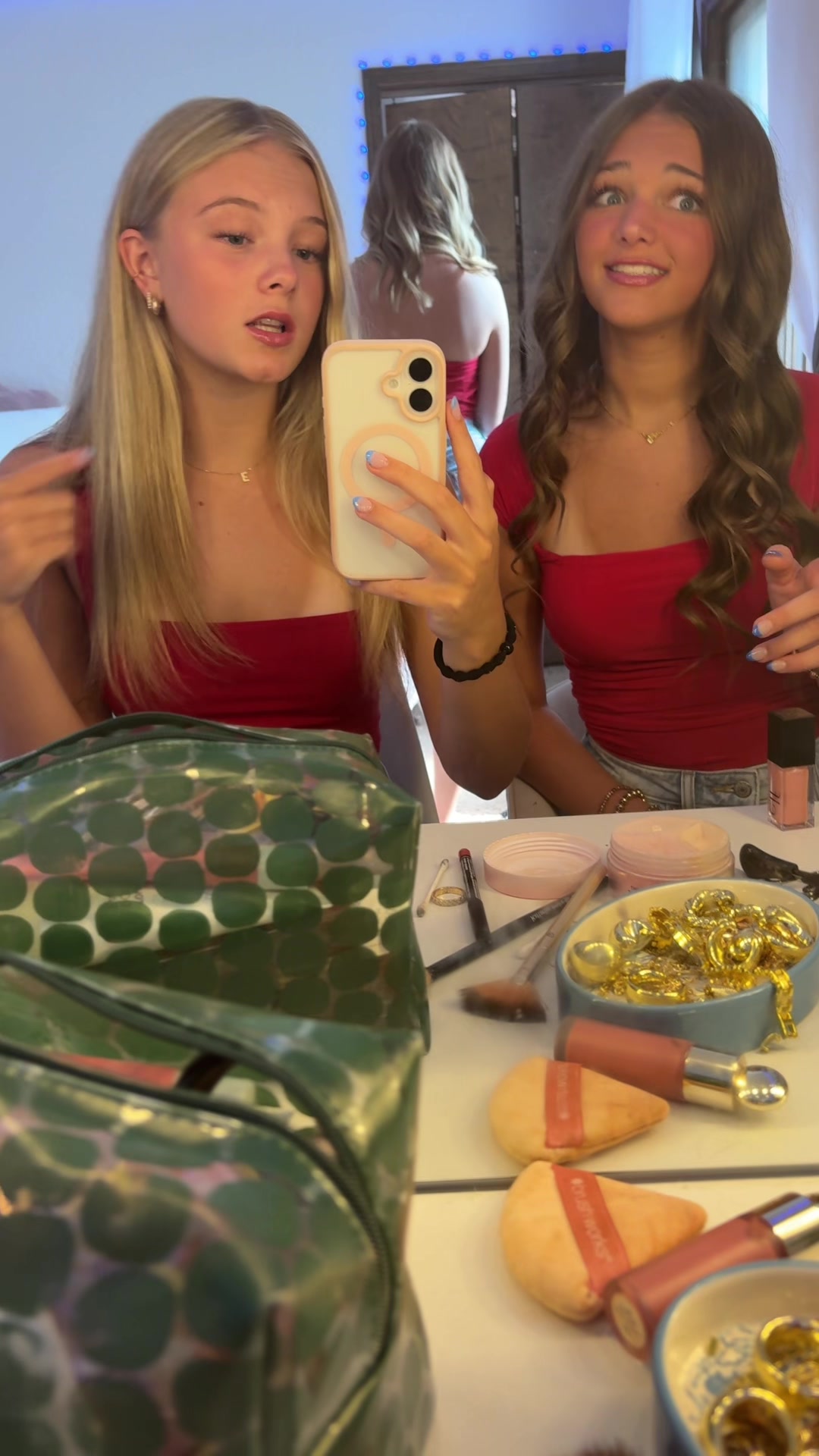 @ella