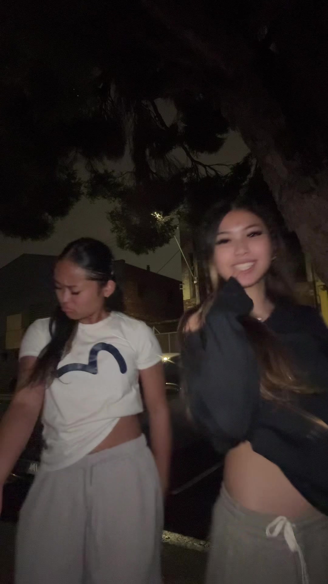 @w