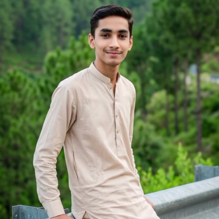 @🇵🇰😎MALIK HAMAYL SAB😎🇨🇳