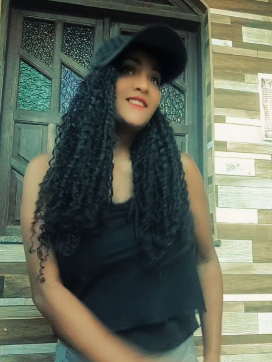 @Lucy a guria do short sexy